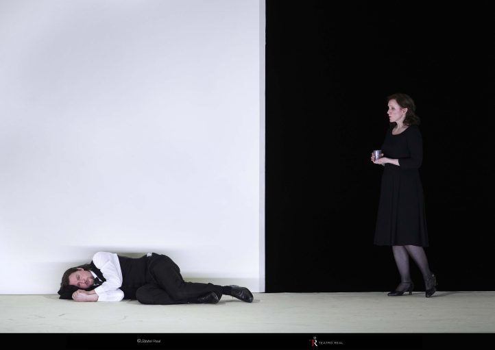 Escena-Arabella-en-el-Teatro-Real-c-Javier-del-Real