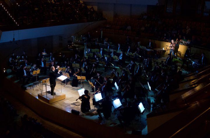 Juanjo-Mena-y-Kari-Kriikku-ONE