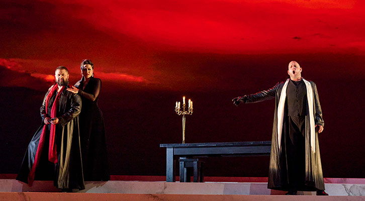 Escena-Il-Trovatore-en-ABAO-c-E.-Moreno-Esquibel