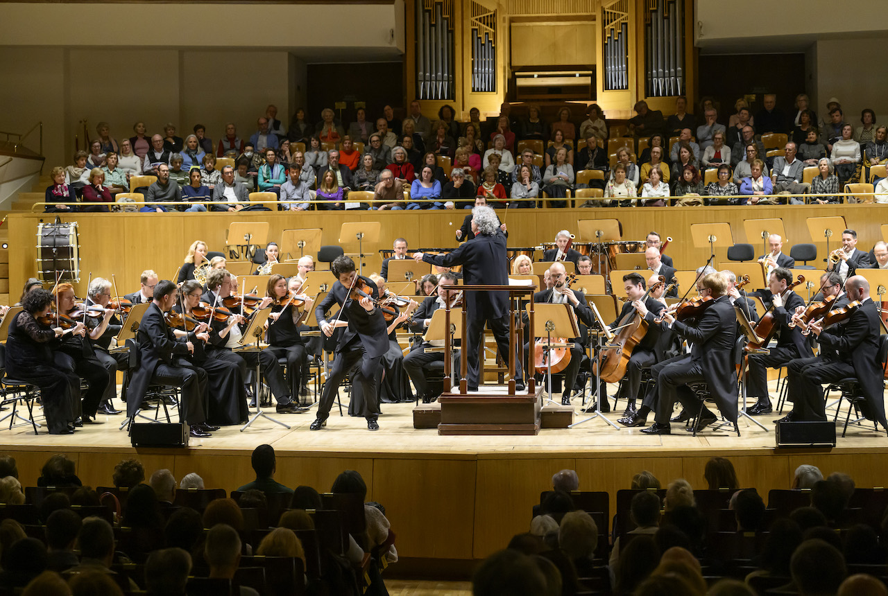CzechPhil_Byckov_Hadelich_13_(c_PetraHajska