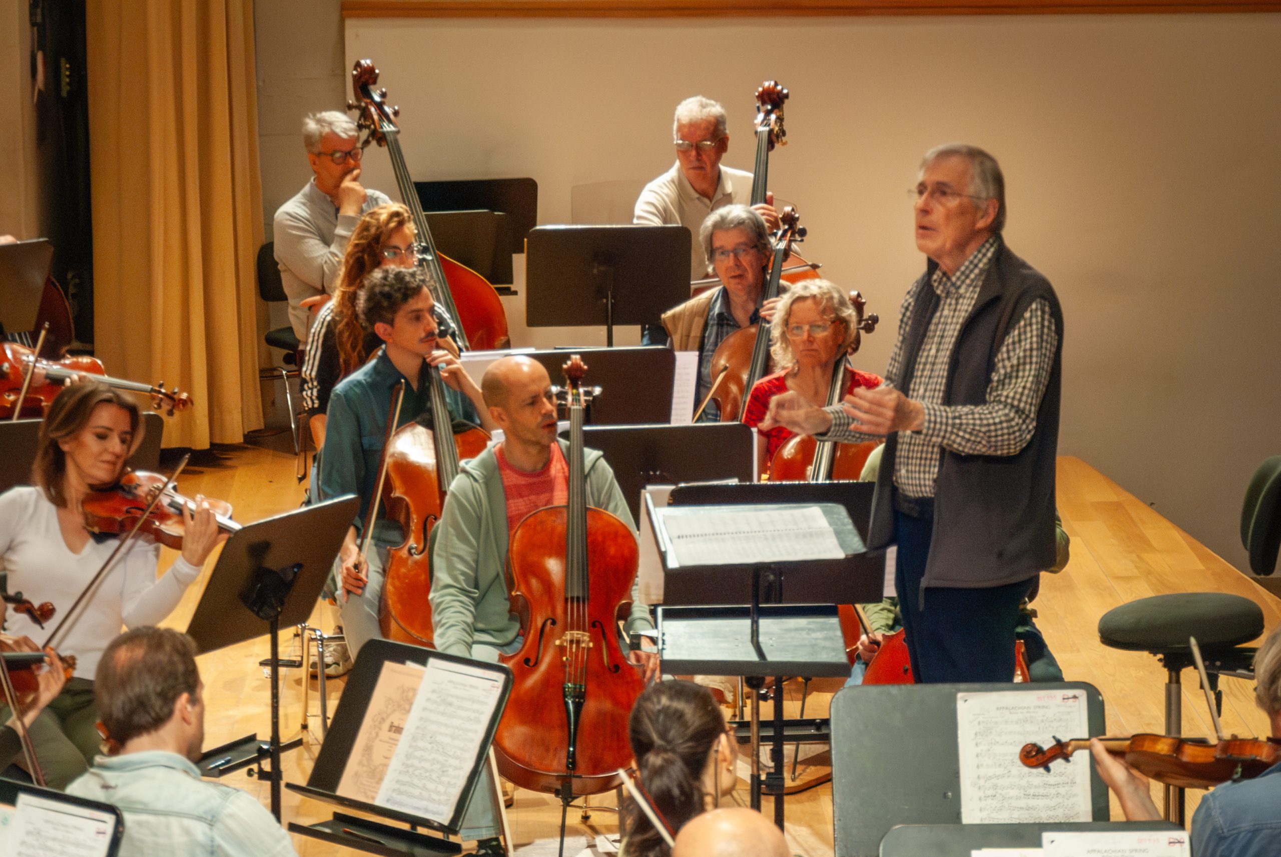 La Orquesta Ciudad de Granada rinde homenaje a Sierra Nevada bajo la batuta de Christian Zacharias