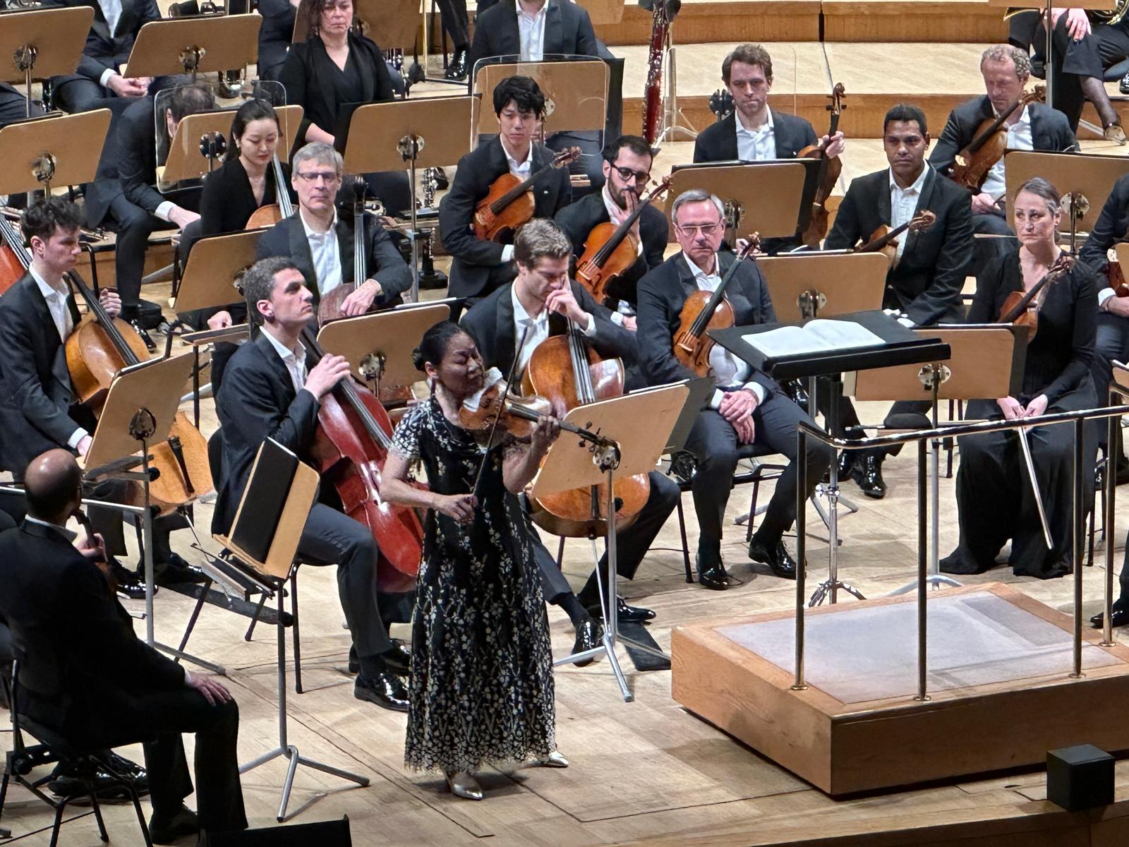 Midori en Ibermusica toca Bach