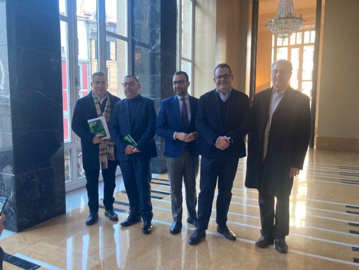 La programación de 2025 del ciclo Primavera Barroca consta de seis conciertos que tendrán lugar en Oviedo del 4 de marzo al 22 de mayo de 2025. Correrán a cargo de Diego Ares, Lina Tur Bonet y Musica Alchemica, Alberto Miguélez Rouco y La Guirnalde, Nevermind, Samuel Mariño y Vox Luminis. A los conciertos se suma un ciclo de conferencias en colaboración con el Conservatorio Superior de Música del Principado de Asturias, el Conservatorio Profesional de Música de Oviedo y la Universidad de Oviedo.