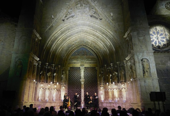 El festival Early Music Morella, que se celebrará del 18 al 24 de julio, contará con formaciones e intérpretes de primer nivel como Capella de Ministrers, dirigida por Carles Magraner, el organista Pablo Márquez, la Acadèmia CdM, Ian Harrison, Eduardo Egüez, César Carazo & Eduard Navarro, Peppe Frana, Calíope, AVocal & Marco García de Paz, o Aparisi, Sarvarian & Wasserman. Carles Magraner, director artístico de Early Music Morella: “El proyecto impulsa su internacionalización con los artistas que participarán en la programación, con los profesores y alumnos del curso, y dando a conocer el festival en el extranjero”.