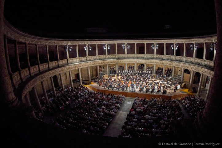 El réquiem de un librepensador Festival de Granada. Obras: El mar de Debussy. Dafnis y Cloe de Ravel. Réquiem de Verdi. Intérpretes: F. Lombardi, T. Romano, F. Demuro, G. Manoshvili, solistas. Orquesta y Coro Academia Nacional de Santa Cecilia. Director: D. Harding. Palacio de Carlos V. 5 y 6-VII- 2025.
