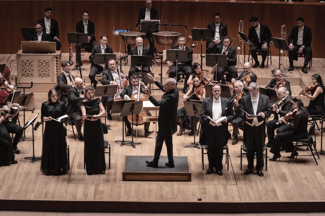 Crítica, Orquesta de Valencia